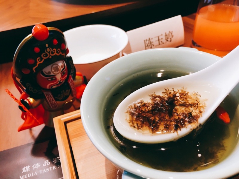 竹燕窝清汤，牛肉锅盔